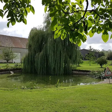 Séjour à la campagne Maison De Plain-pied Avec Jeux, Coin Pêche Et Musée Du Vélo à Proximité - Fr-1-410-136